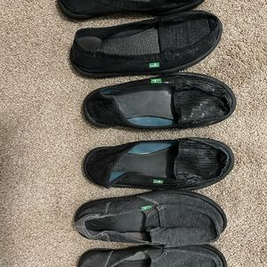 Sanuk’s size 8 shoes